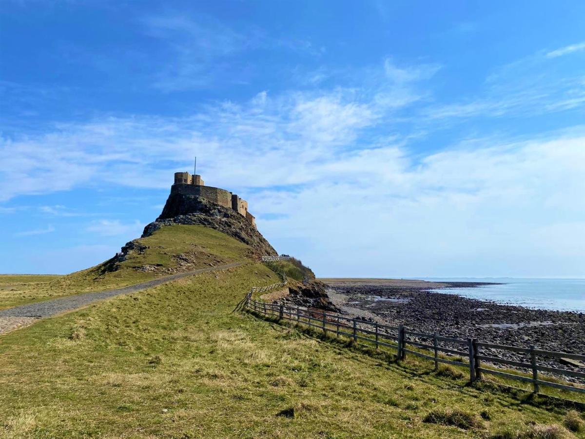 The Ship Inn Holy Island of Lindisfarne エクステリア 写真