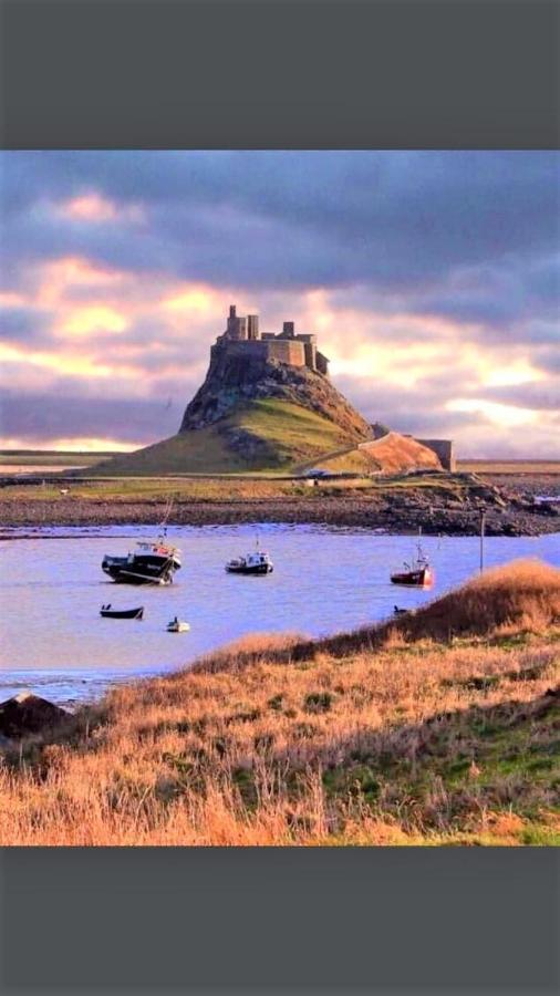 The Ship Inn Holy Island of Lindisfarne エクステリア 写真