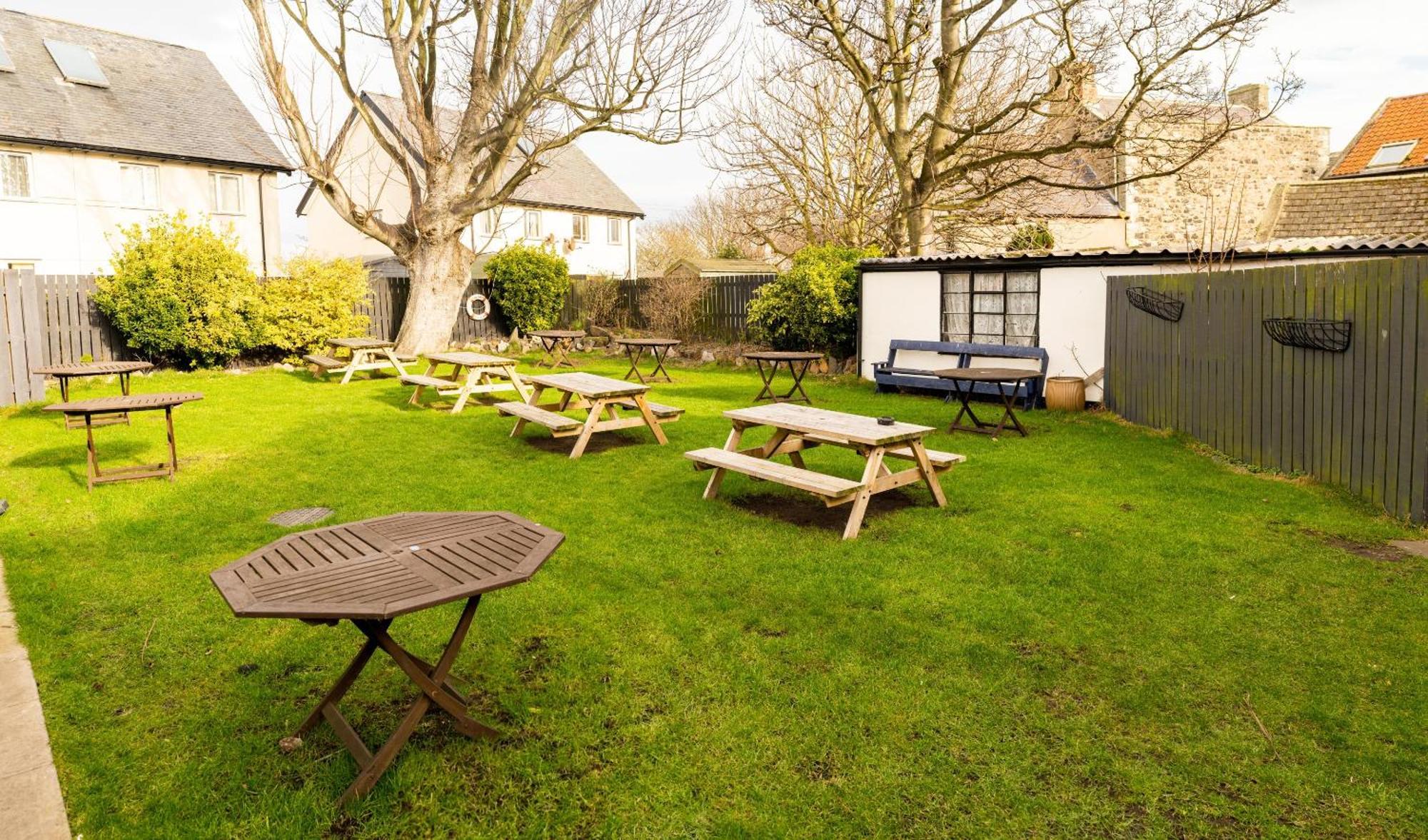 The Ship Inn Holy Island of Lindisfarne エクステリア 写真
